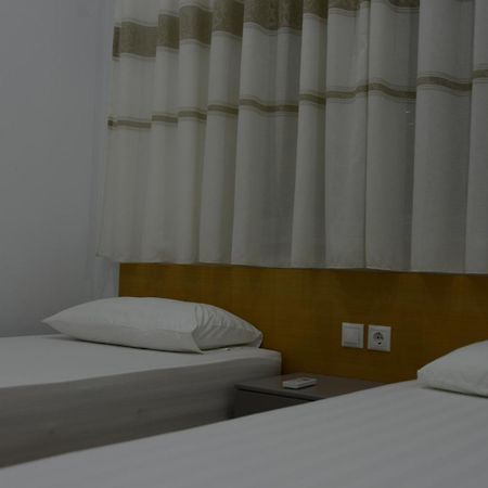 Mane Apartments Sarande Bagian luar foto