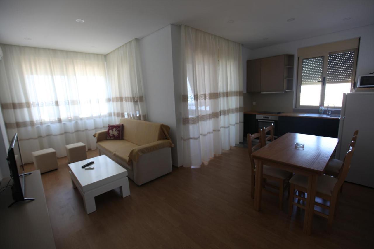 Mane Apartments Sarande Bagian luar foto