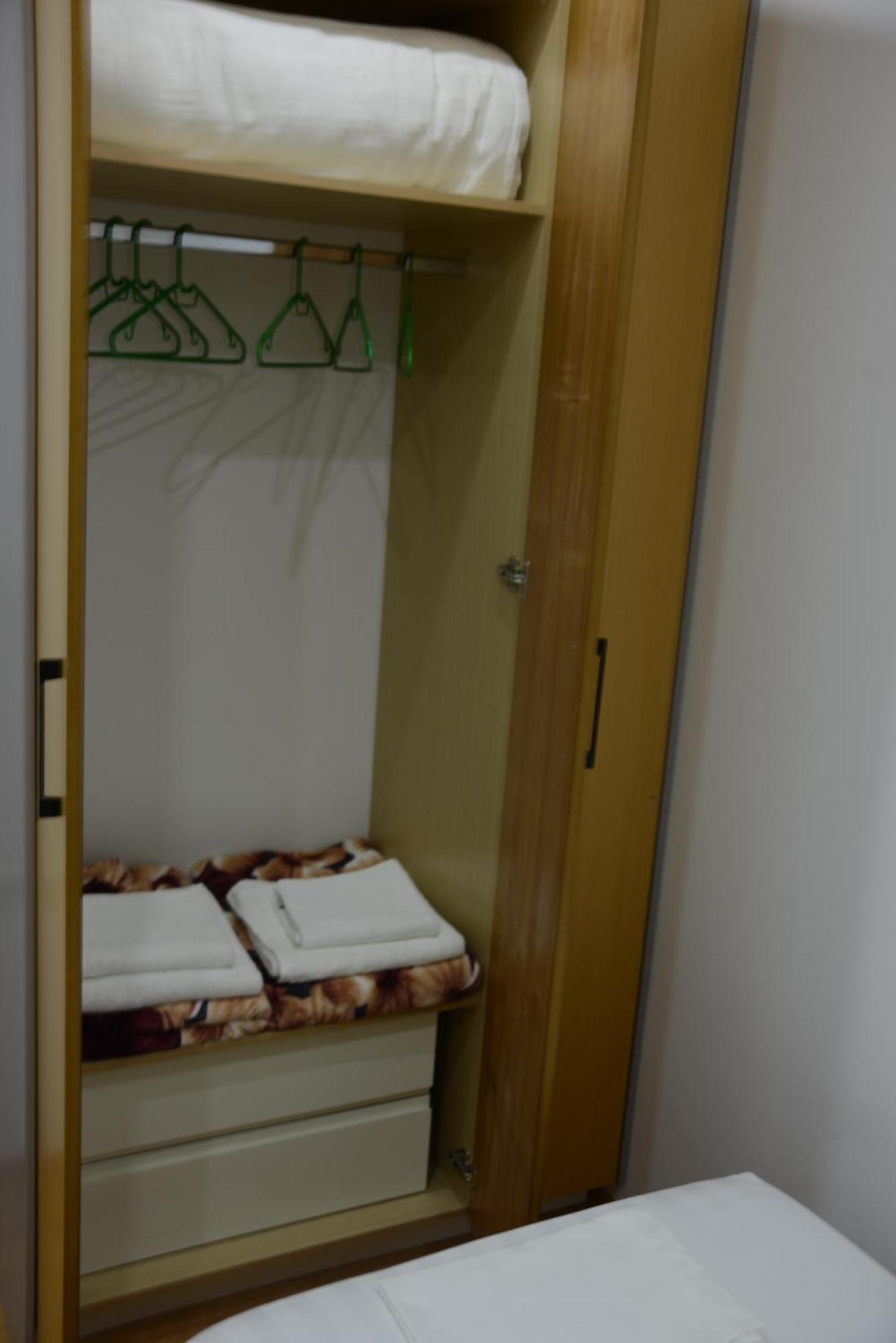 Mane Apartments Sarande Bagian luar foto